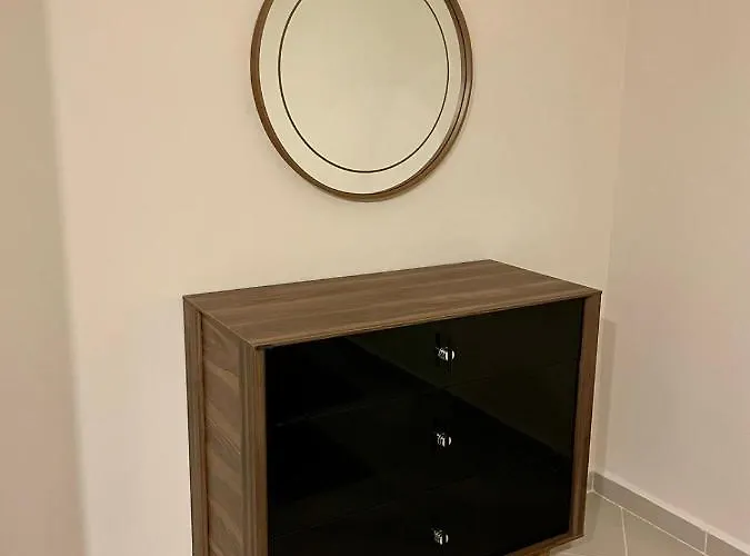 Golf Village Apartment