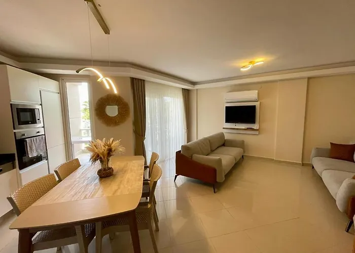 Golf Village *