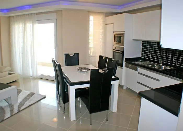 Golf Village Apartment