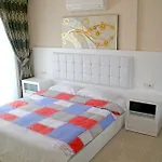 Golf Village Apartament *