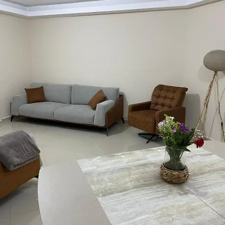 Golf Village Apartment