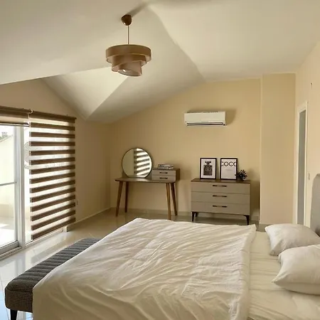 Golf Village ベレキ