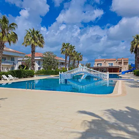 Golf Village *